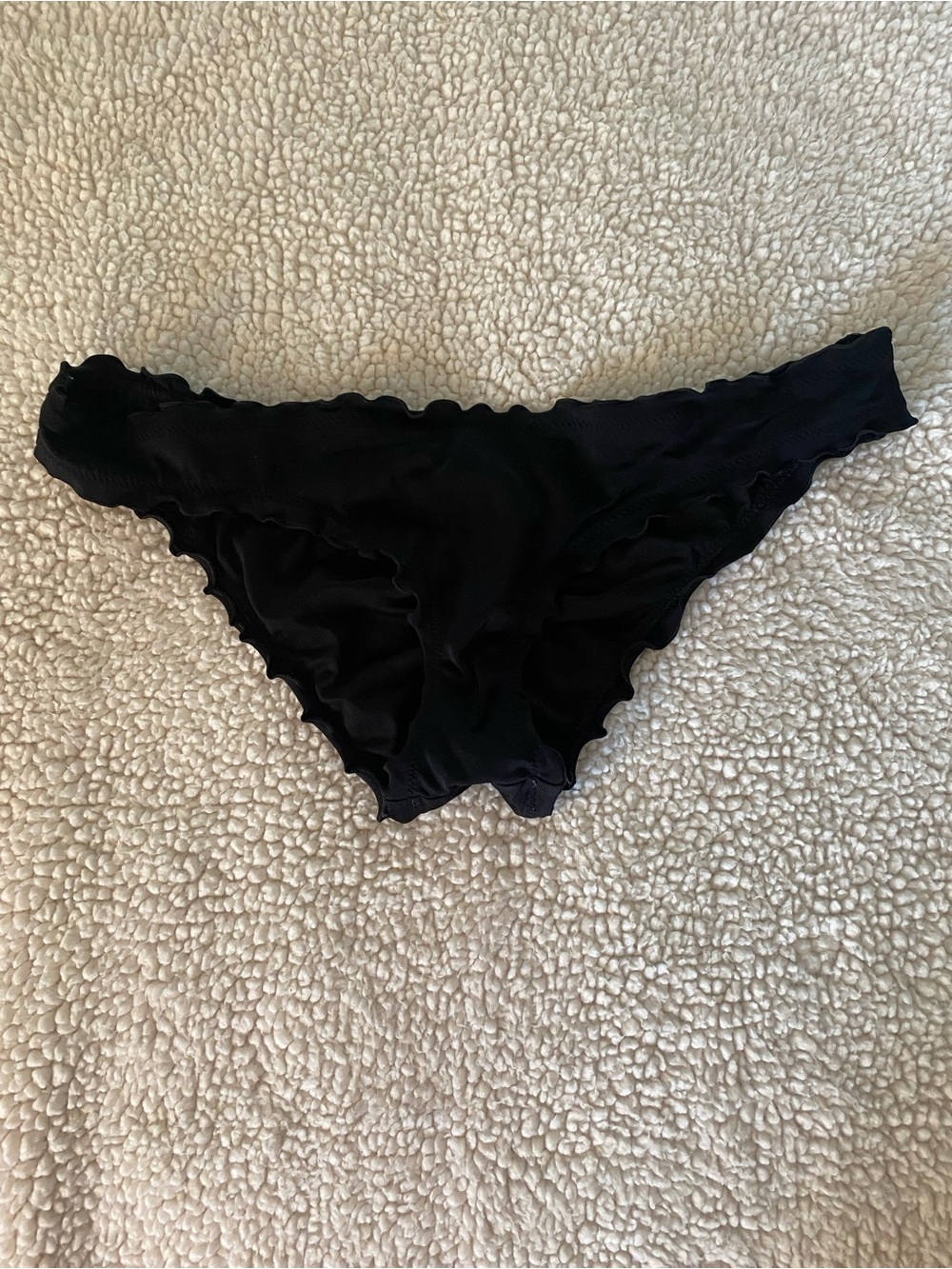 Shade & Shore Ruffle Edge Cheeky Coverage Bikini Bottoms Black Medium